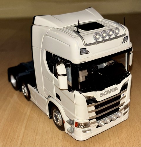 Marge models scale scania - marge, 1:32