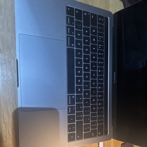 Apple macbook pro laptop - pro,