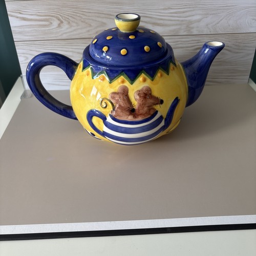 Novelty vintage rayware - vintage, teapot