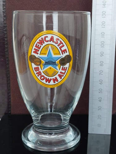 Newcastle brown ale glass 3l - ale, 0.3l