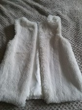 Girls Cream Synthetic Fur Edge To Edge Lined Gilet Age 5-6 Years
