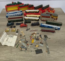 Job Lot Of Vintage TRI-ANG Locomotive Rail Train Engines Carriages - LOFT FIND