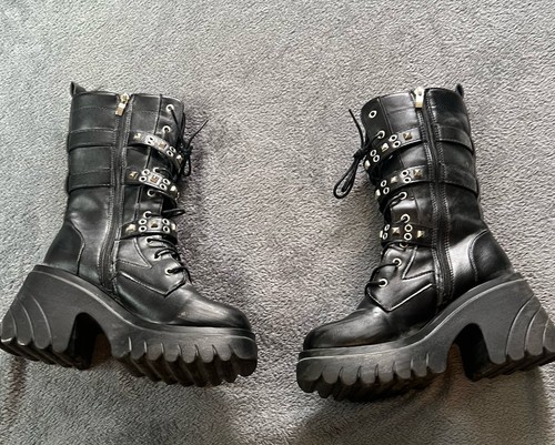 Women black goth - women’s,