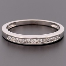 9ct white gold 15ct - 0.15ct, diamond