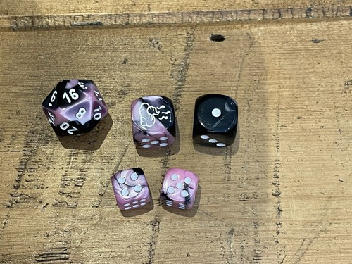 Chessex pink black - 1x, d20