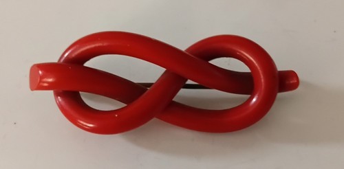 Vintage red bakelite knot - red,