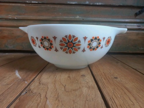 Vintage retro jaj - retro, pyrex
