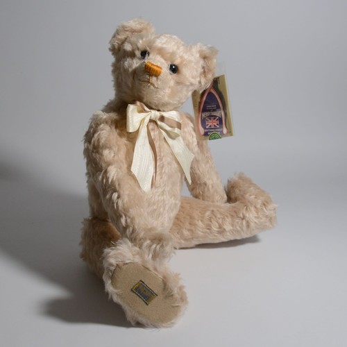 Merrythought alpha farnell - merrythought,