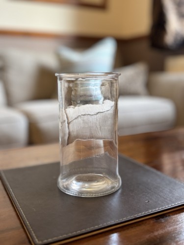Clear glass slim vase mid - slim,
