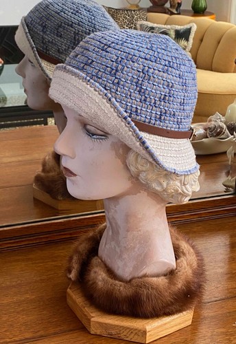 Blue 20s weaved - 22",