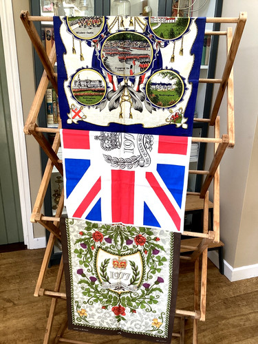 Vintage silver jubilee tea