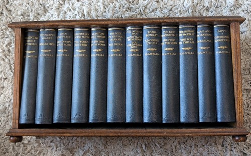 Wells collection odhams - hg,