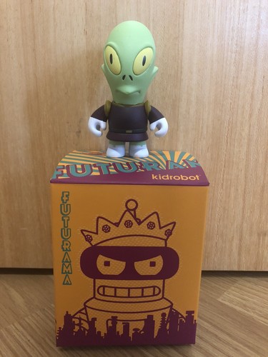 Kidrobot vinyl mini figure - kidrobot,