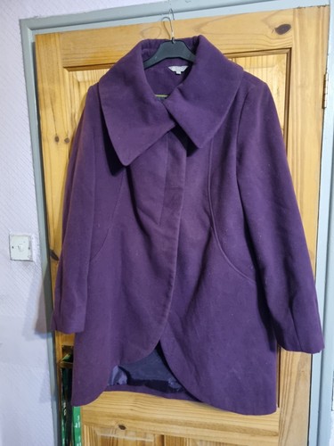 Ladies purple coat size by - purple, 18