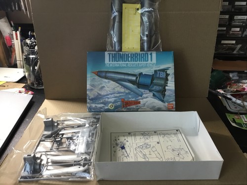 Thunderbird plastic model - 1,