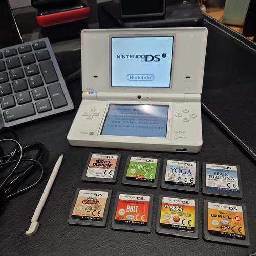 Nintendo lite console white - console,