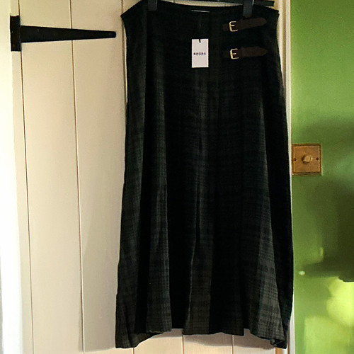 Brora khaki black check long - khaki, &