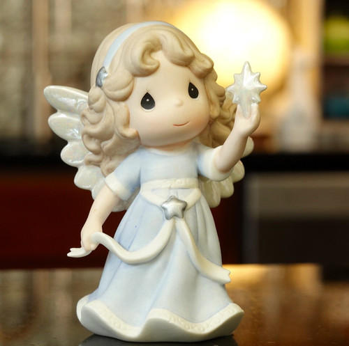 Rare precious moments 2010 - moments,