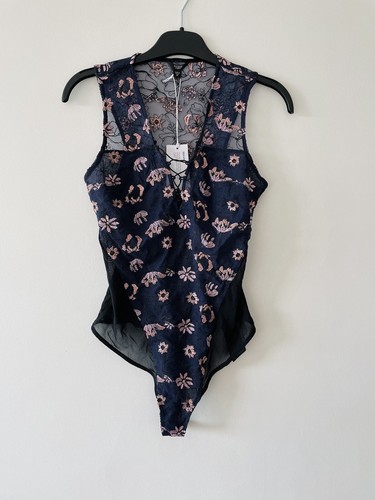Bnwt guess bodysuit navy lace - bnwt,