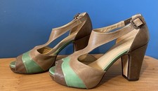 Audley Of London Retro Style