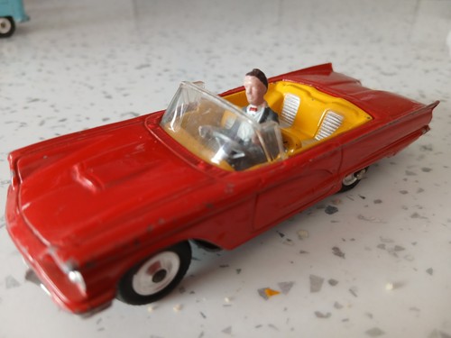 Corgi 215s ford thunderbird - corgi,