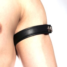 PROWLER BLACK LEATHER BICEP