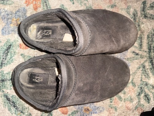 Well worn women shoes - well,