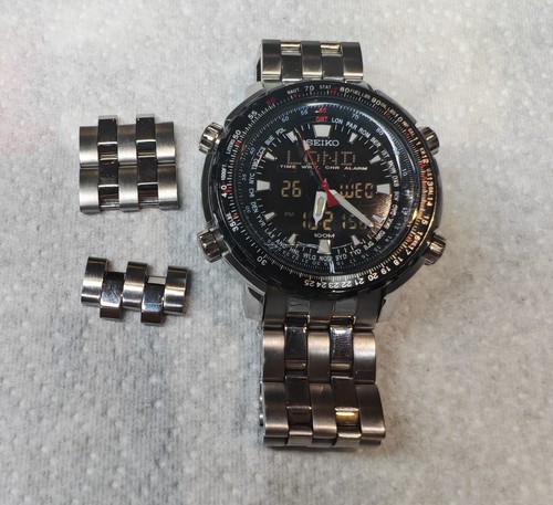 Seiko flightmaster world time - world,