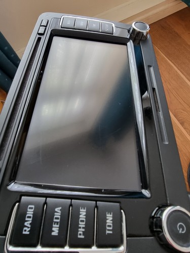 Skoda columbus dab radio head - skoda,