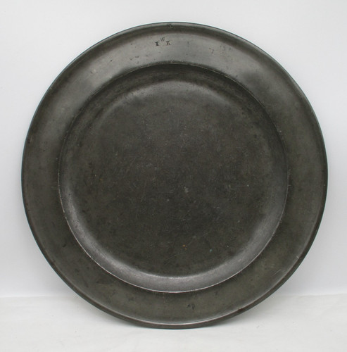 Large 18th century pewter - century,