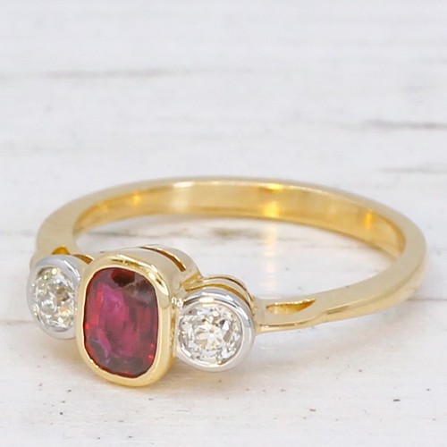 Vintage 68ct ruby old cut - 0.68ct,