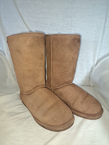 Woman brown bear paw winter - woman's,