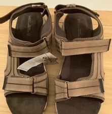 MARKS & SPENCER MENS HOOK &