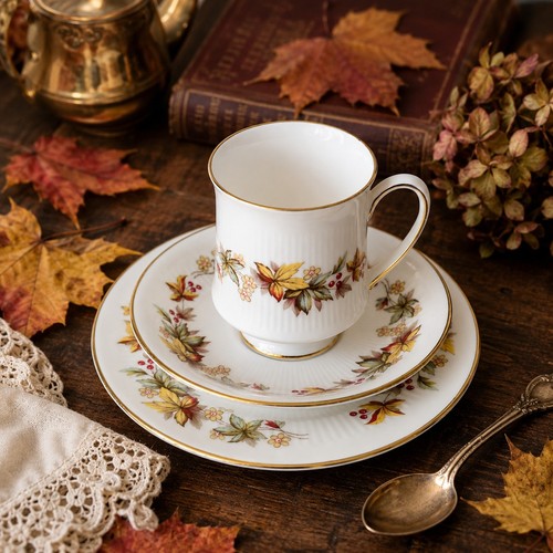 Vintage royal standard - vintage,