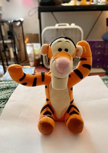 Vintage 1997 disney winnie - winnie, the