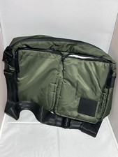 Stutterheim Green Messenger