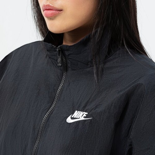 Nike sportswear essential - nike,
