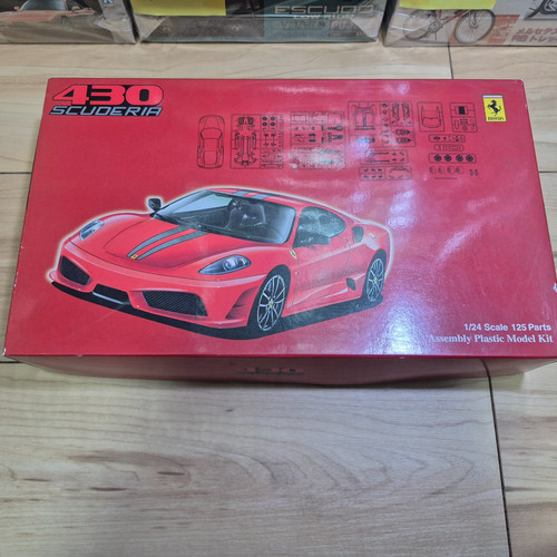 Fujimi scale ferrari f430 - 1/24,