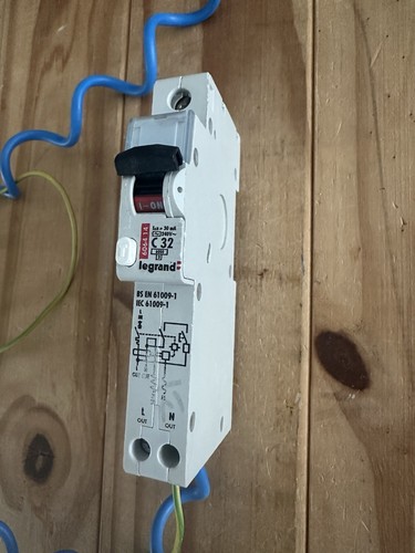 Legrand amp curve - legrand,