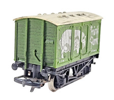 Hornby Railway OO Gauge E7101