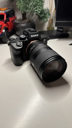 Sony alpha iii camera body - a7,