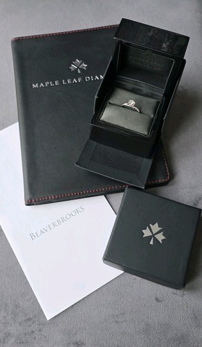 Maple leaf diamonds wind - leaf, wind's