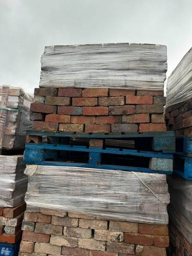 Reclaimed bricks various - ,