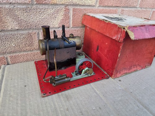 Mamod steam engine se2 1950s - steam,