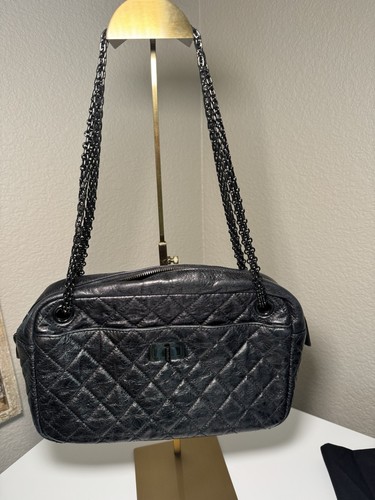 Chanel reissue medium - 2.55,