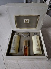 Geminesse Max Factor  Set  Rare Blush, Purfume, Cleanser, Moisturiser movie prop