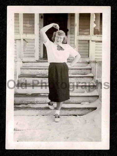 Young lady saddle shoes bobby - lady,