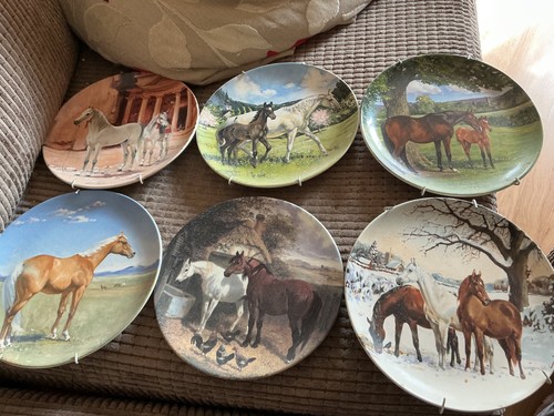Vintage horse collector plates - vintage,