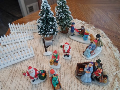 Lemax christmas village - lemax,