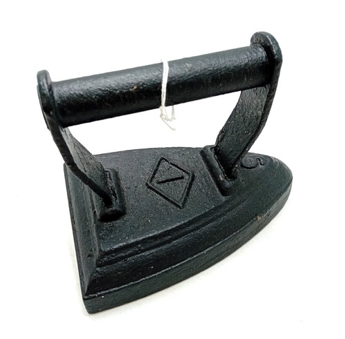 Antique cast iron flat - iron,